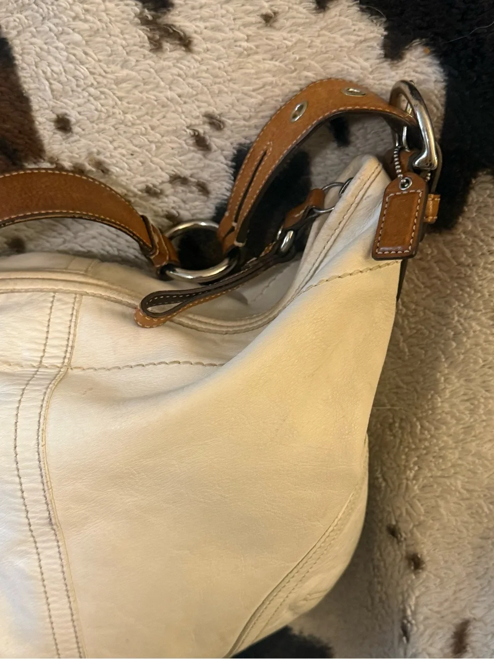 Coach Women’s Cream White Leather Soho Hobo Bag with camel strap Y2K